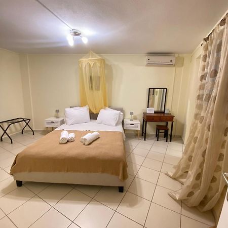 Althea Apartment Maroulas ภายนอก รูปภาพ